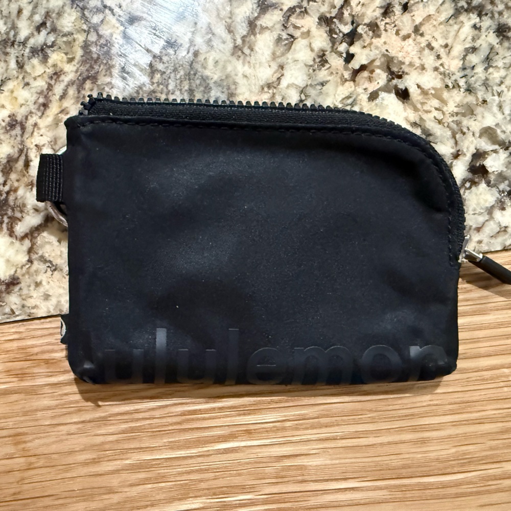 lululemon athletica Black Key & Card Holder